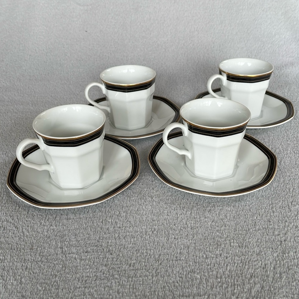 Christopher Stuart Set of 4 Demitasse/Espresso Cups and Saucers